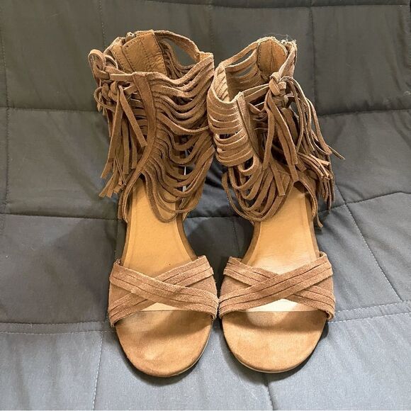 Yellowbox | Boho Fringe Suede Sandals - Picture 3 of 8